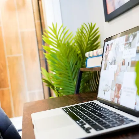 The City Centre Studios - Peterborough - Contractor Friendly - Free Wifi - Smart Tv - Desk Space - Well Designed - Ideal For Long Work Stays Exterior photo