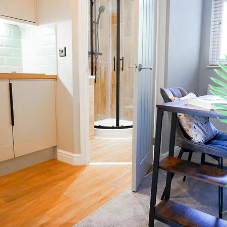 The City Centre Studios - Peterborough - Contractor Friendly - Free Wifi - Smart Tv - Desk Space - Well Designed - Ideal For Long Work Stays Exterior photo