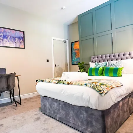 The City Centre Studios - Peterborough - Contractor Friendly - Free Wifi - Smart Tv - Desk Space - Well Designed - Ideal For Long Work Stays Exterior photo