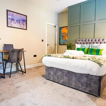 The City Centre Studios - Peterborough - Contractor Friendly - Free Wifi - Smart Tv - Desk Space - Well Designed - Ideal For Long Work Stays Exterior photo