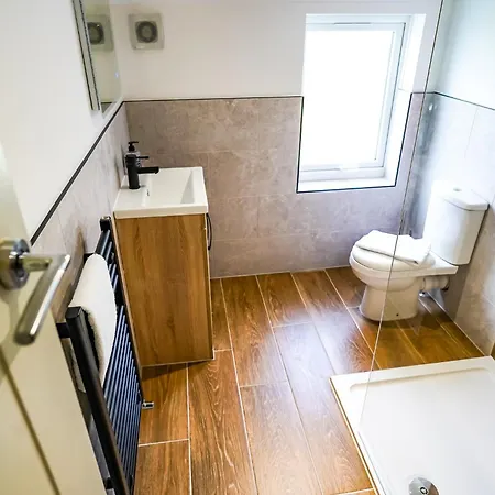 The City Centre Studios - Peterborough - Contractor Friendly - Free Wifi - Smart Tv - Desk Space - Well Designed - Ideal For Long Work Stays Exterior photo