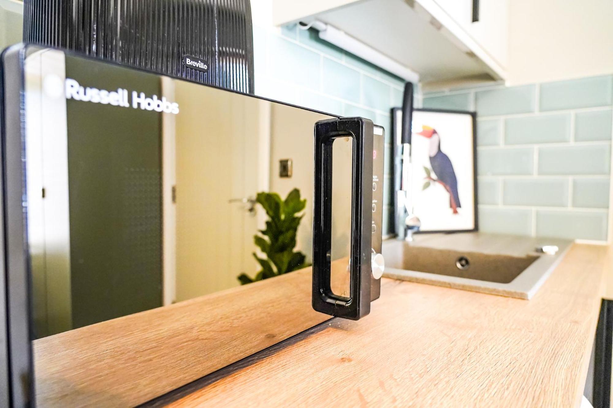 The Centre - - Contractor Friendly - Free Wifi - Smart Tv - Desk Space - Well Designed - Ideal For Long Work Appartement Peterborough