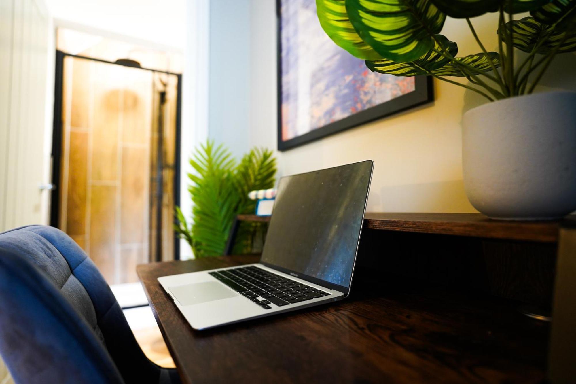 The Centre - - Contractor Friendly - Free Wifi - Smart Tv - Desk Space - Well Designed - Ideal For Long Work Appartement *