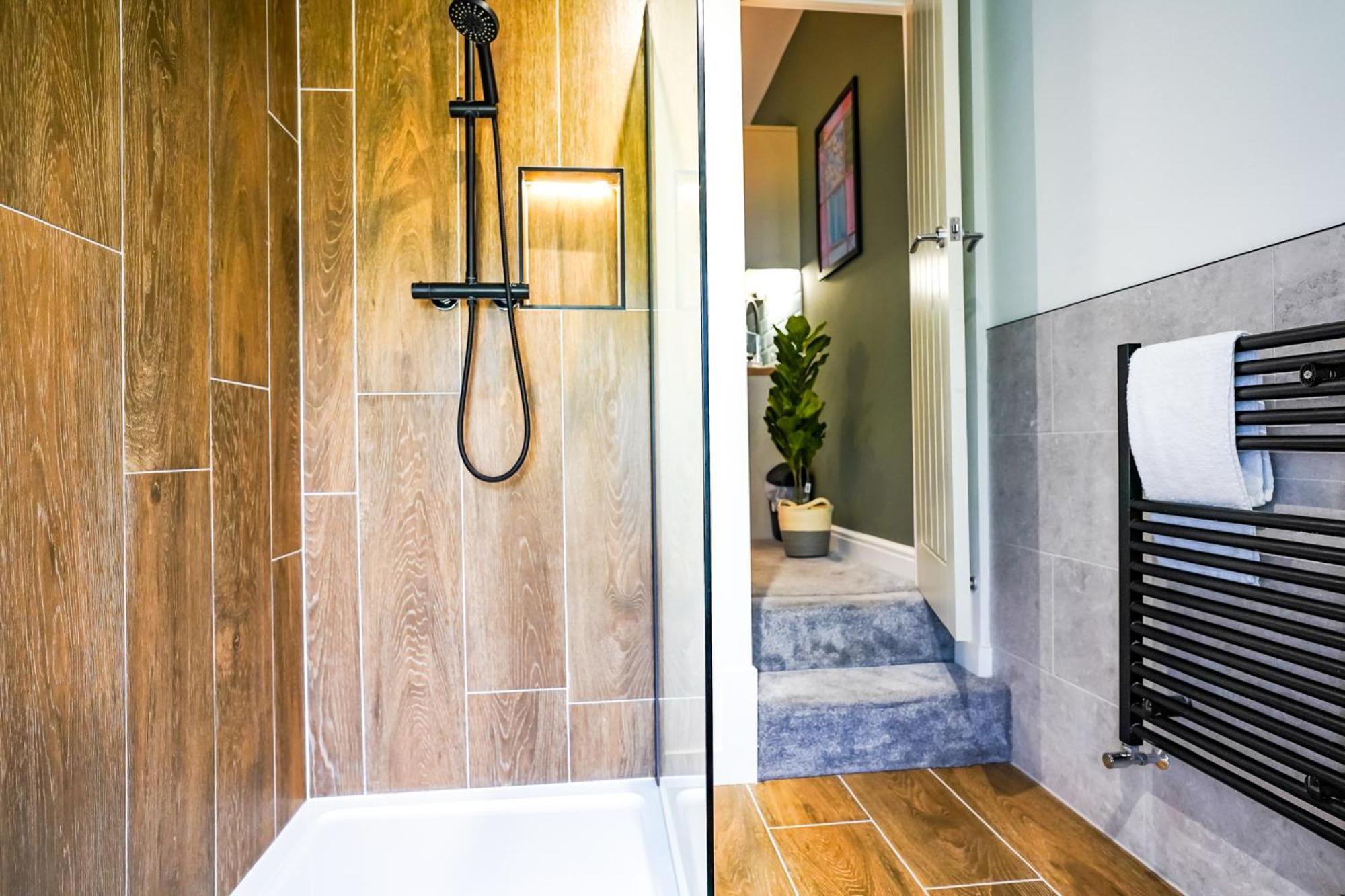 The Centre - - Contractor Friendly - Free Wifi - Smart Tv - Desk Space - Well Designed - Ideal For Long Work Appartement