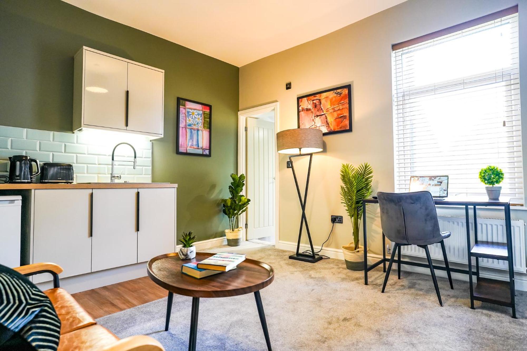 The Centre - - Contractor Friendly - Free Wifi - Smart Tv - Desk Space - Well Designed - Ideal For Long Work Appartement Peterborough