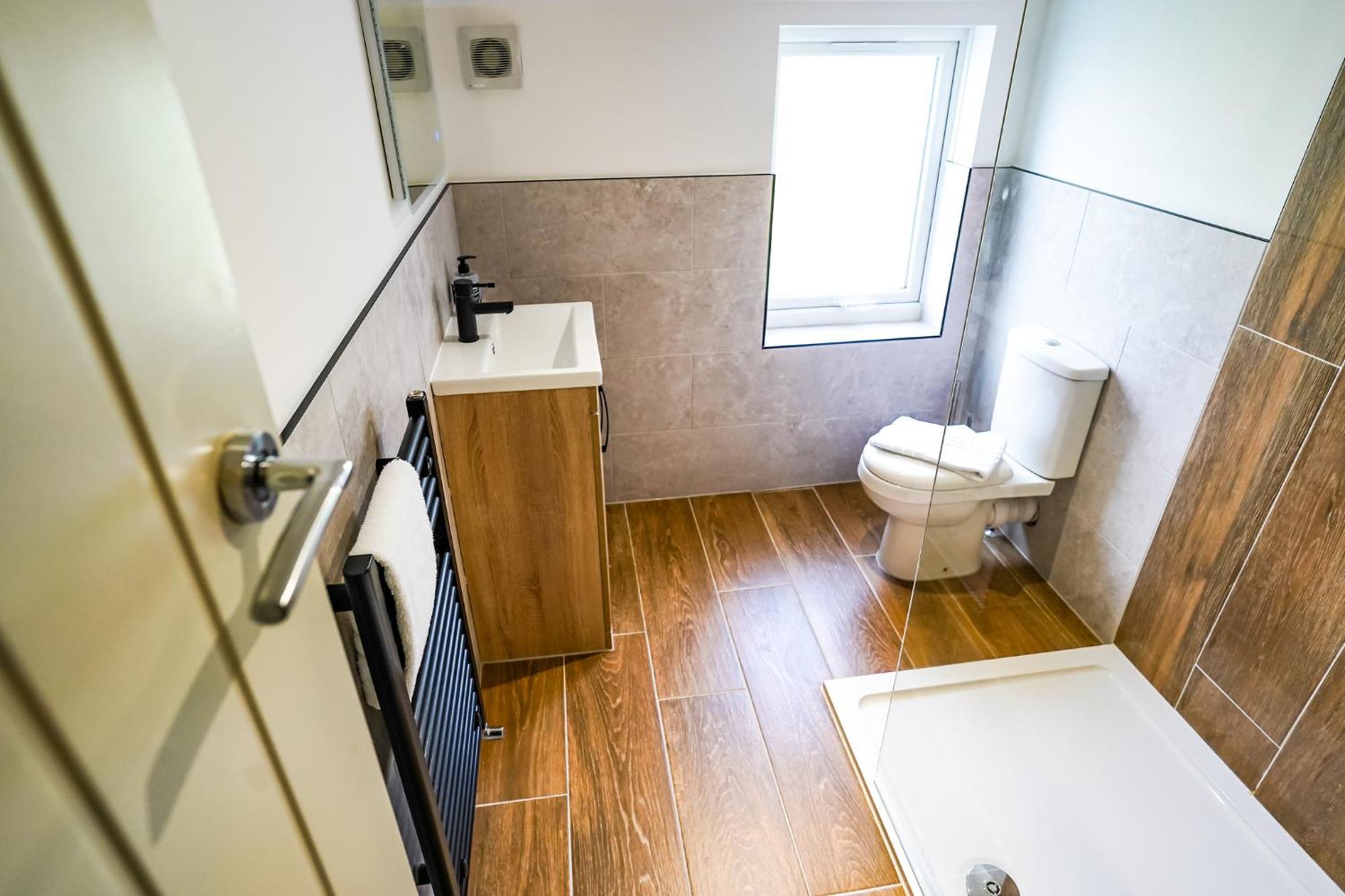 Appartement The Centre - - Contractor Friendly - Free Wifi - Smart Tv - Desk Space - Well Designed - Ideal For Long Work *